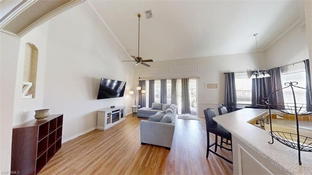 138 Burnt Pine DR-1