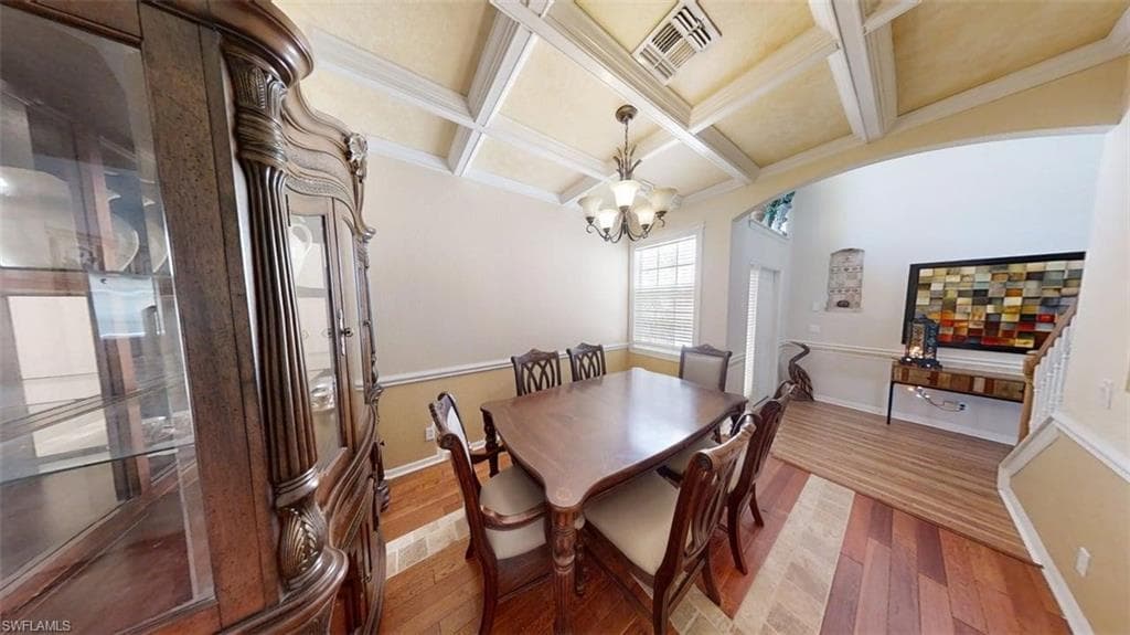 138 Burnt Pine DR-11