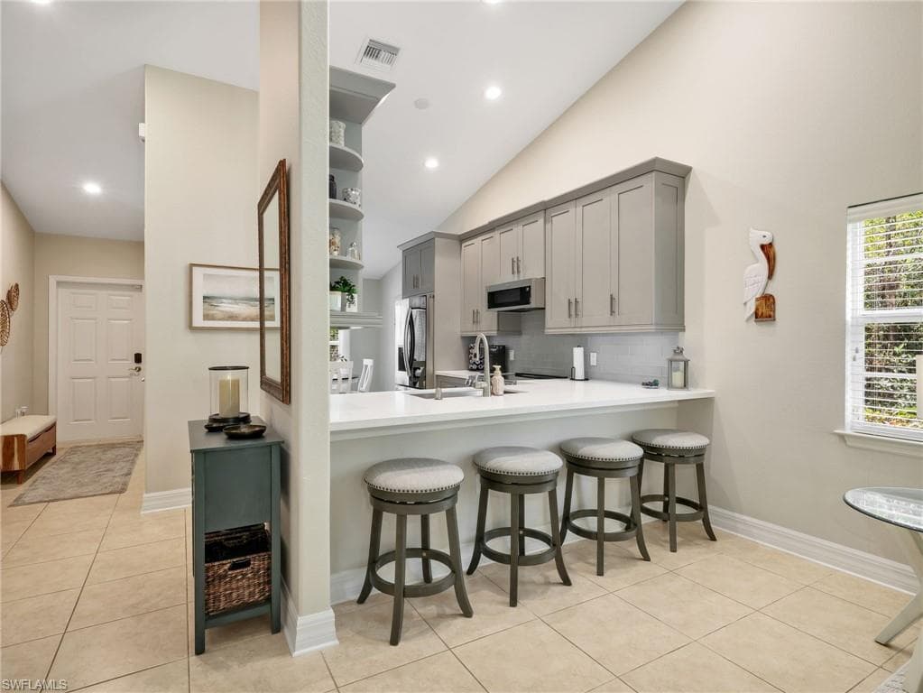 3515 Avion Woods CT 801-4