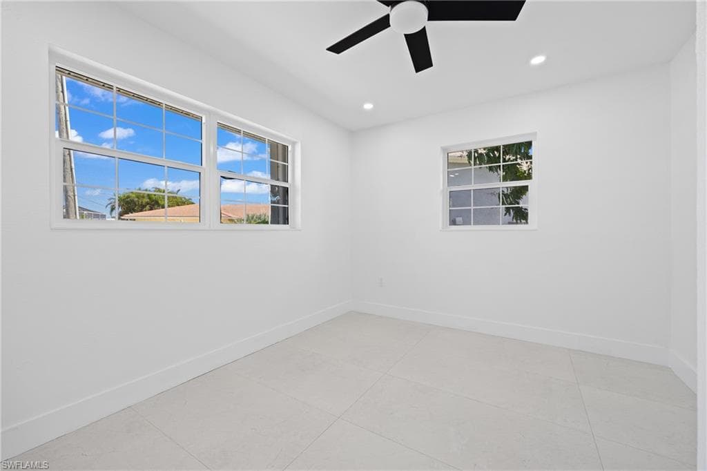 12065 Boat Shell DR-14