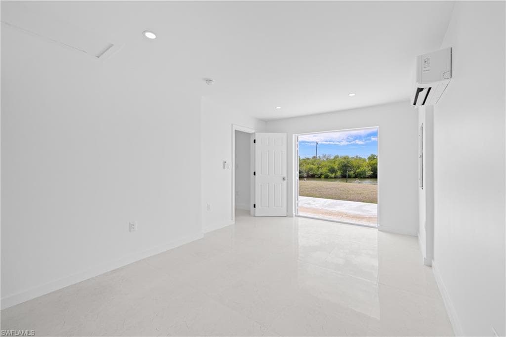 12065 Boat Shell DR-10