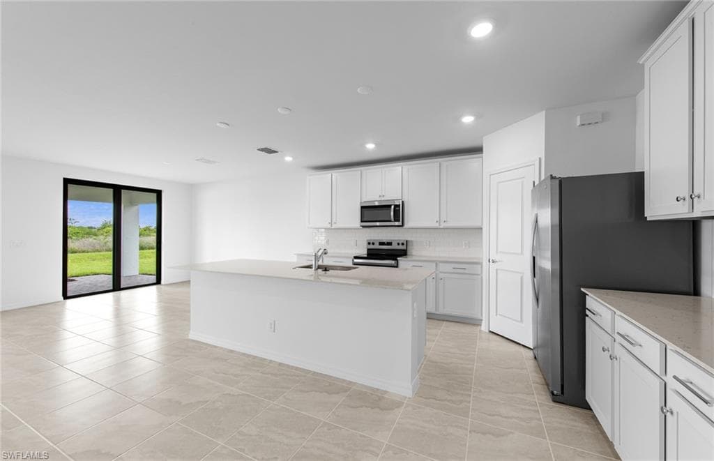 274 Silent Lake DR-32