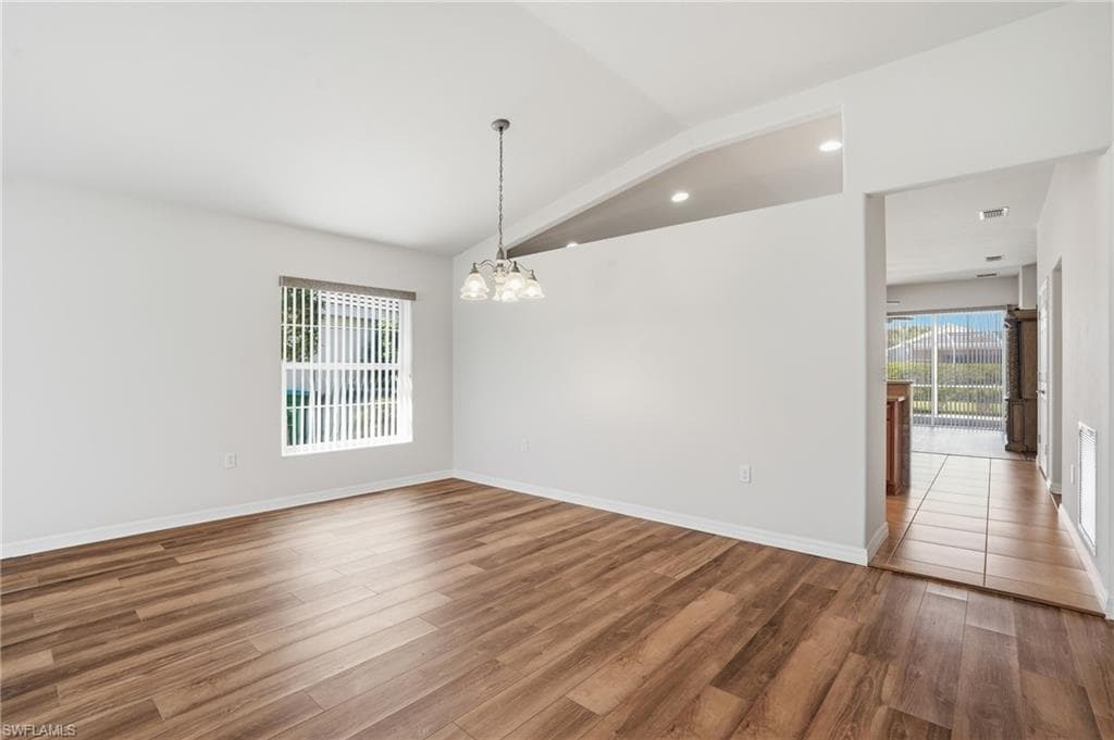 2457 Sutherland CT-2