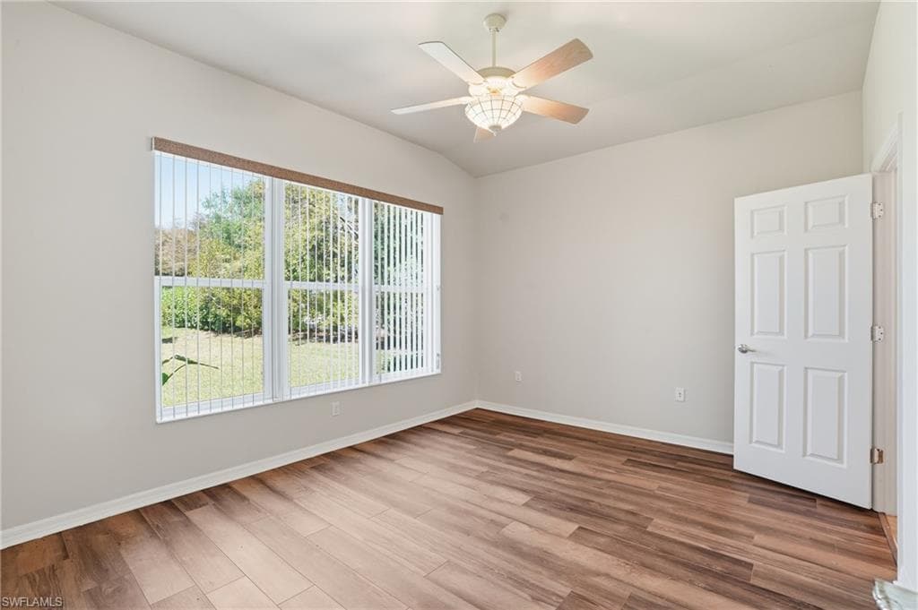 2457 Sutherland CT-9