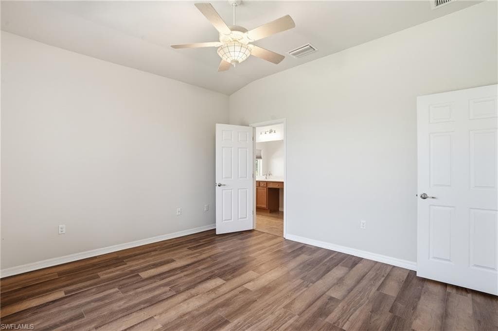 2457 Sutherland CT-10