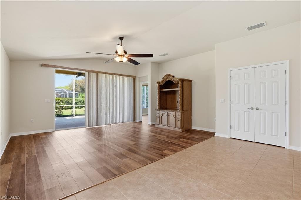 2457 Sutherland CT-7
