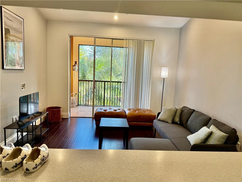 1180 Reserve Way 302-2