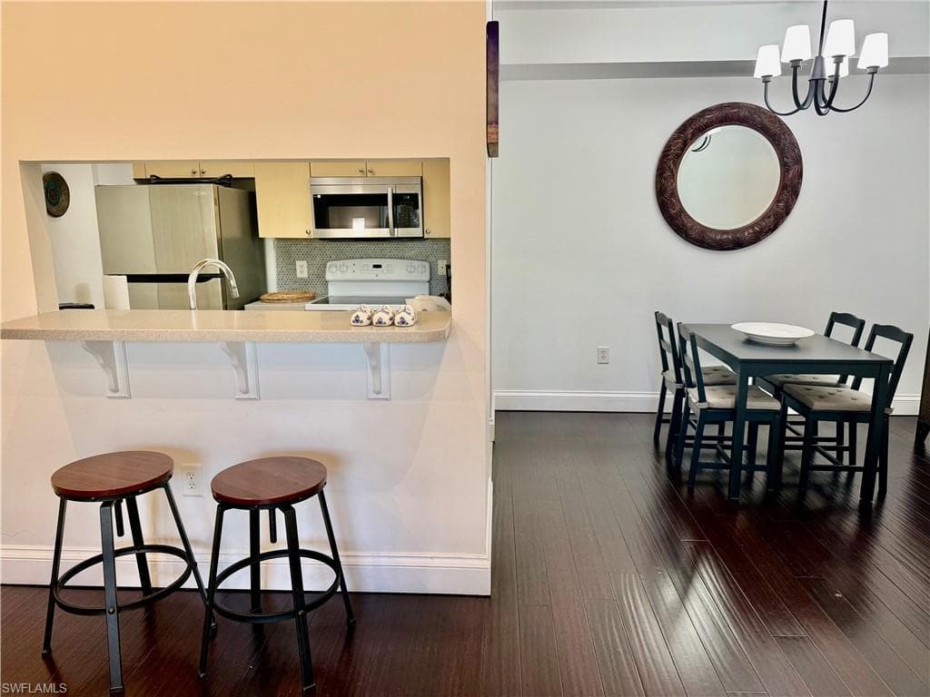 1180 Reserve Way 302-17