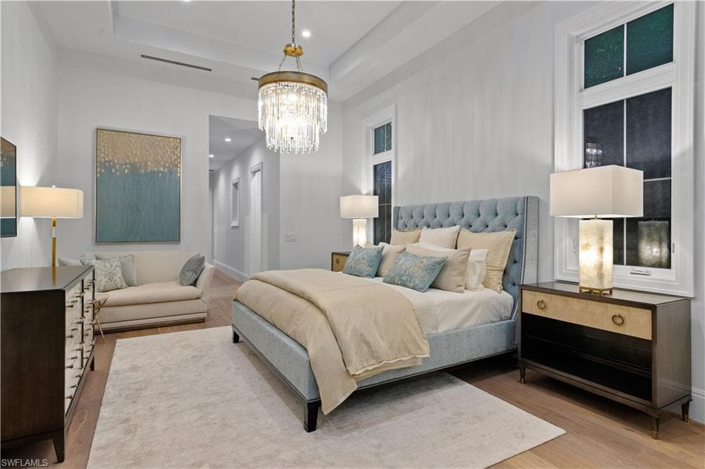 750 Myrtle TER-16