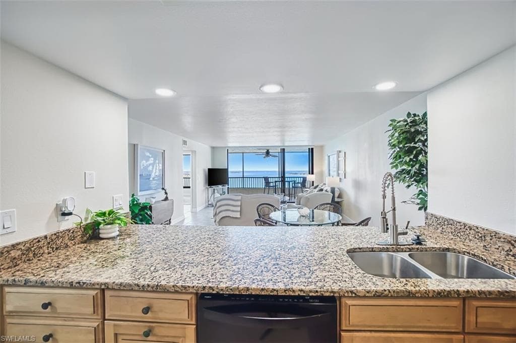 15031 Punta Rassa RD 1103-8