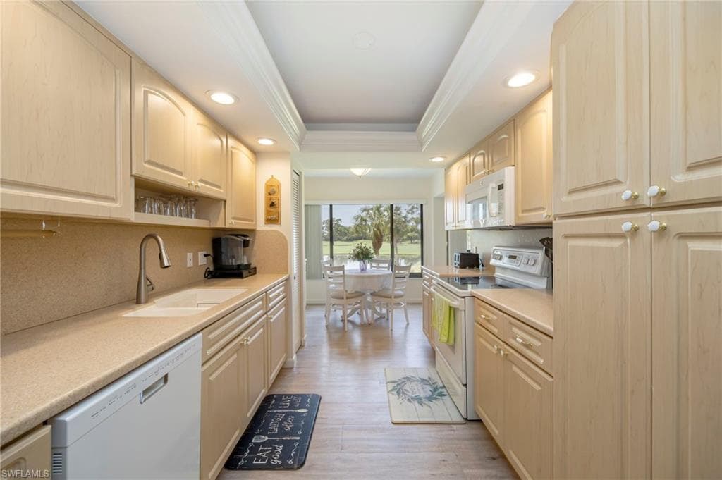 425 Wildwood LN-4