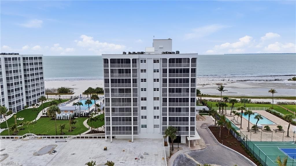 7146 Estero BLVD PH14-41
