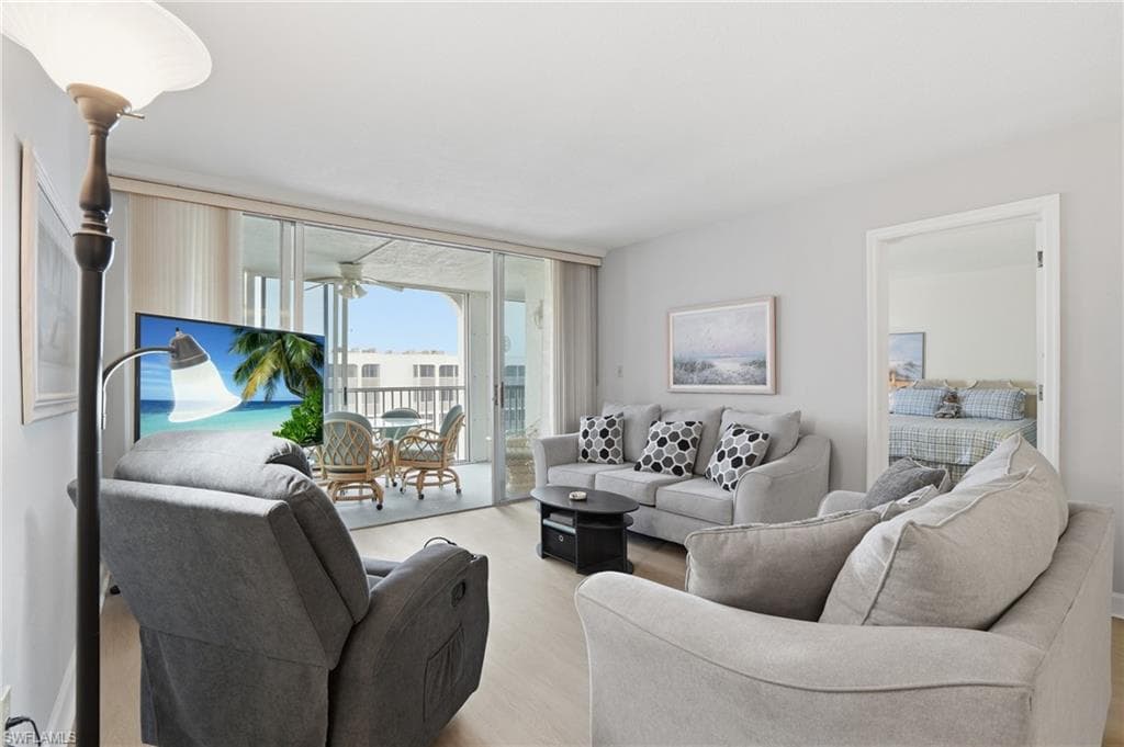 7146 Estero BLVD PH14-4