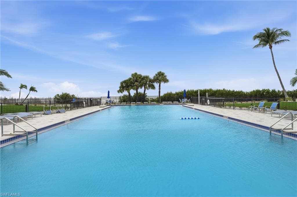 7146 Estero BLVD PH14-36