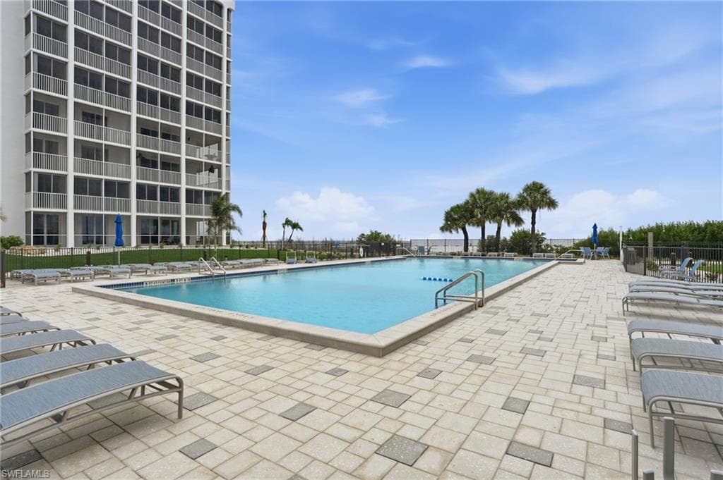 7146 Estero BLVD PH14-39