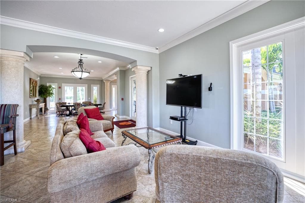 1830 Florida Club CIR 4304-27