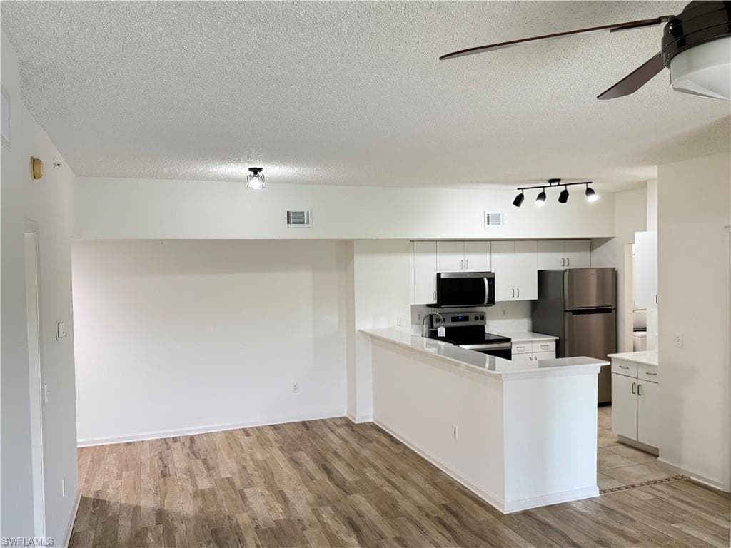 1830 Florida Club CIR 4304-4