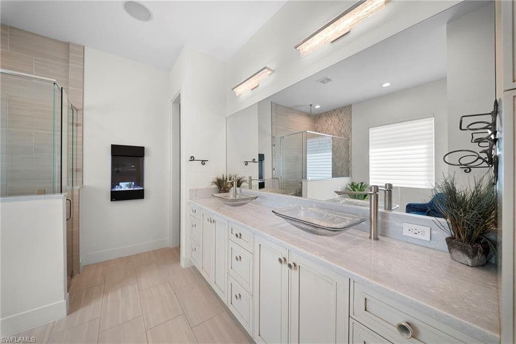 3721 Sapphire Cove CIR-12