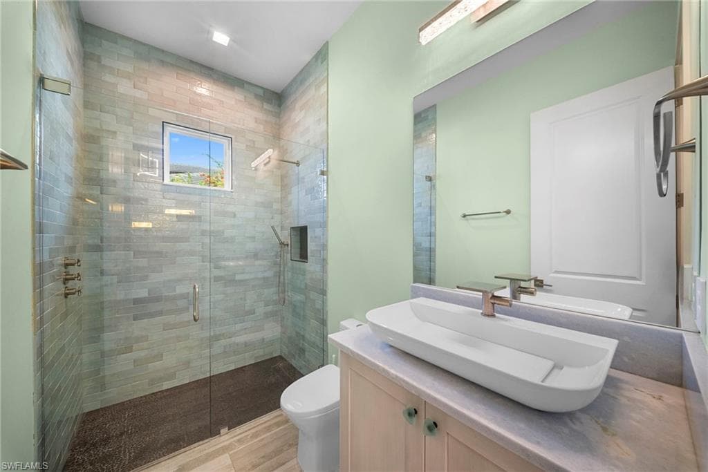 3721 Sapphire Cove CIR-42