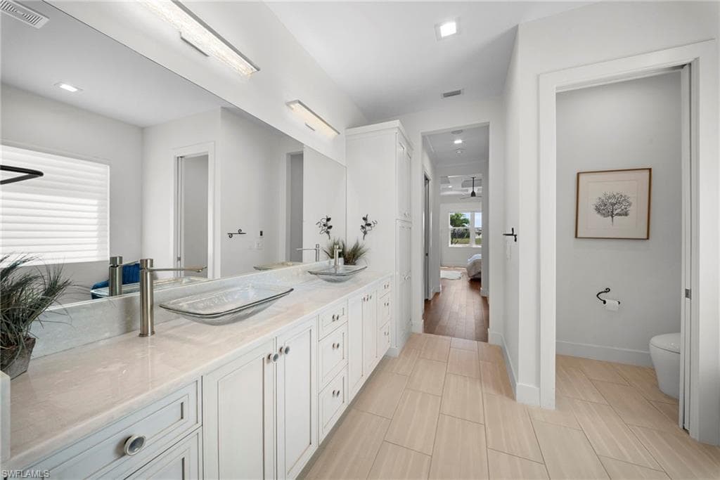3721 Sapphire Cove CIR-27