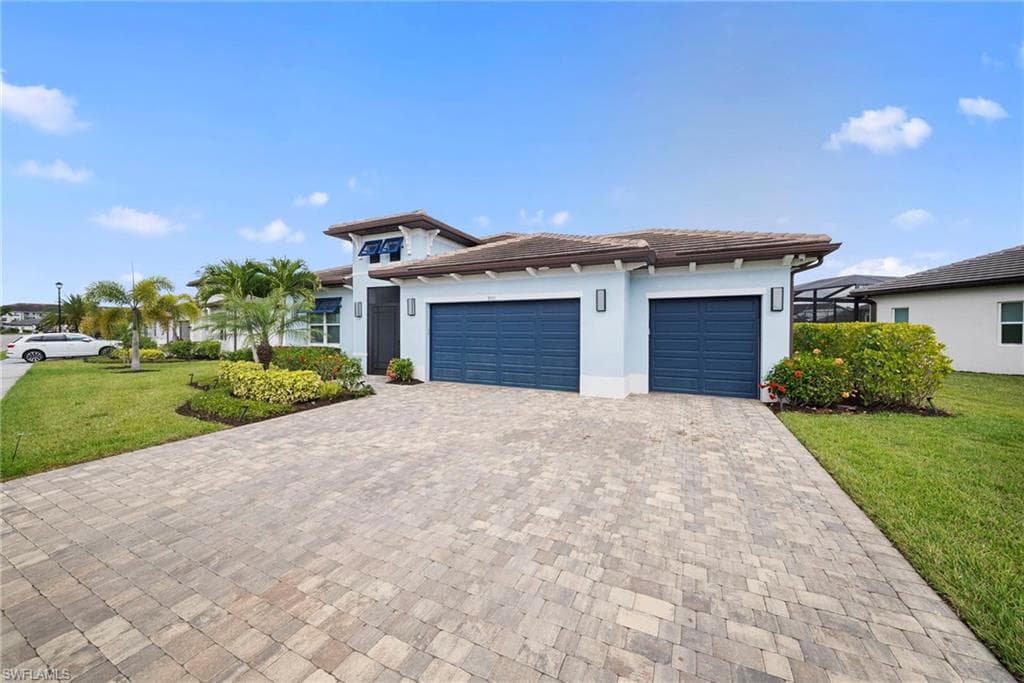 3721 Sapphire Cove CIR-44