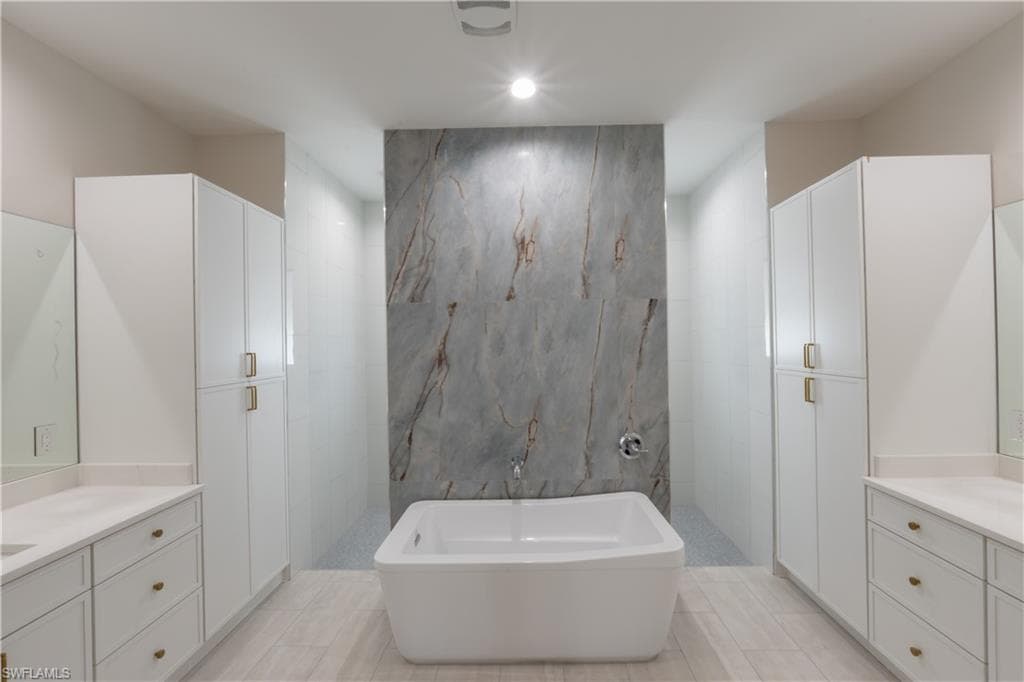1257 22nd AVE N-5