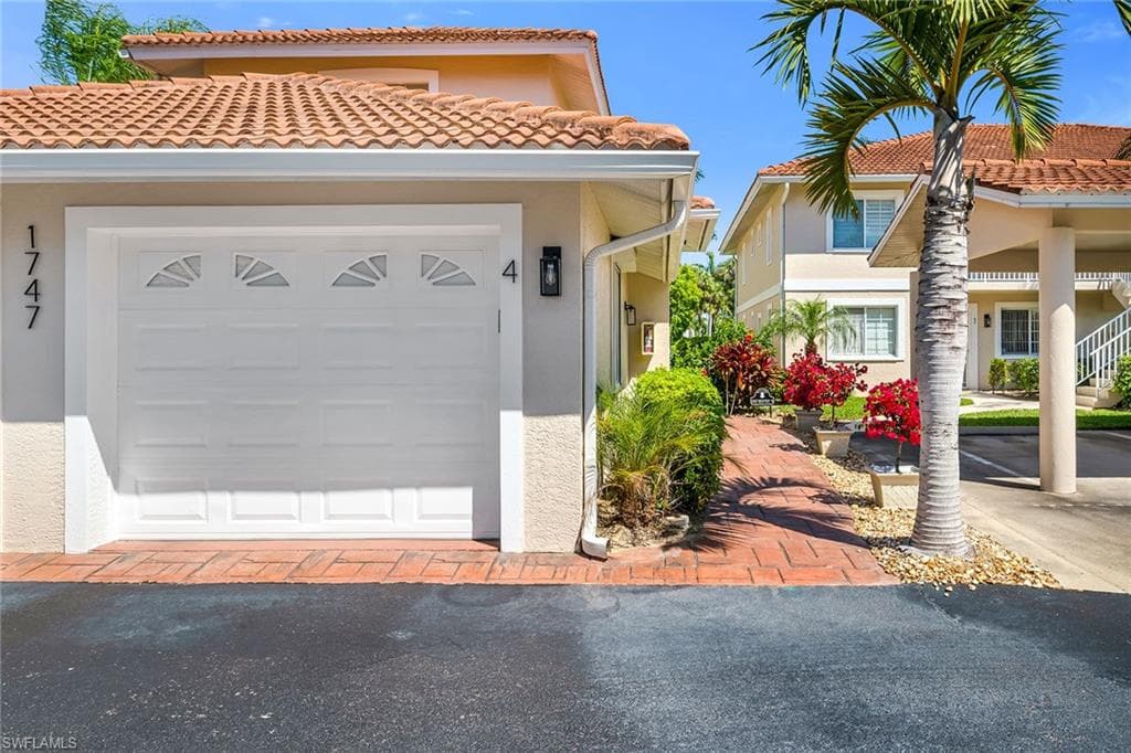 1747 Reuven CIR 4-32