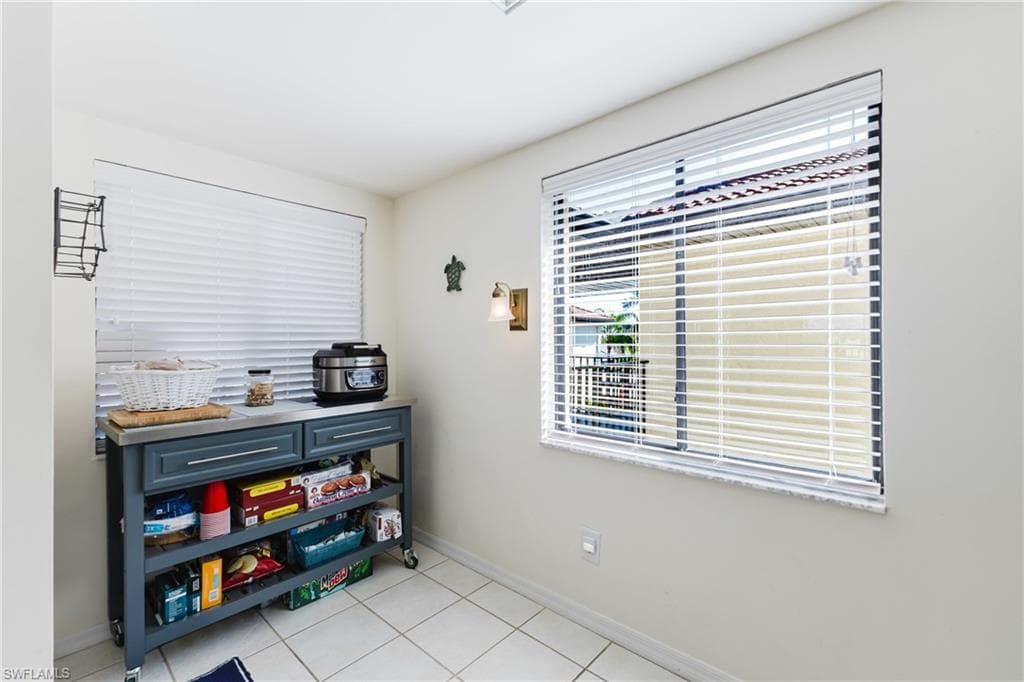 11500 Caravel CIR 4024-10