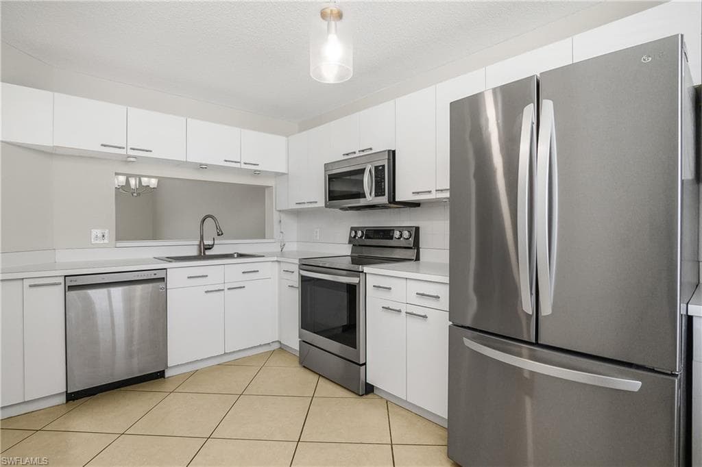 7774 Jewel LN 203-7