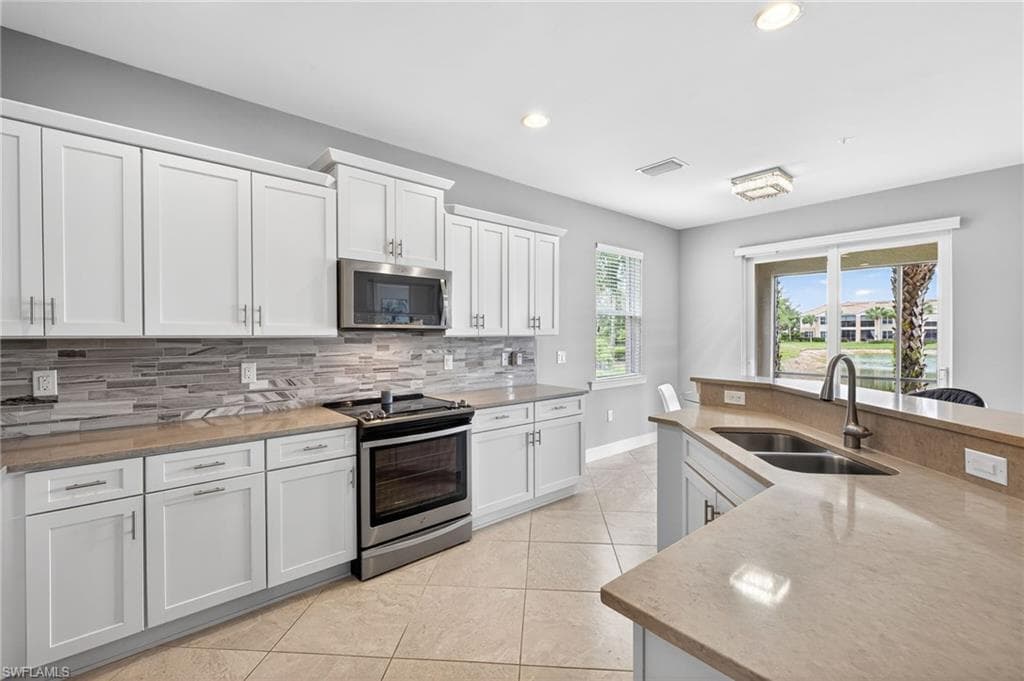 10210 Glastonbury CIR 101-8