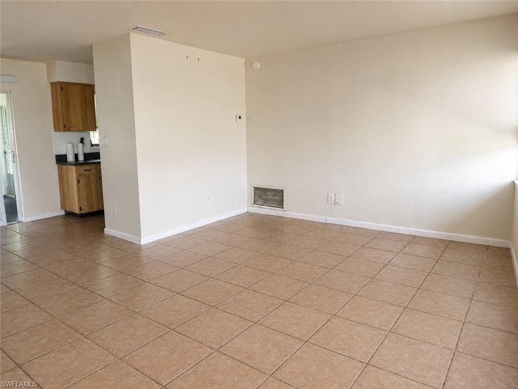 1515 Medford PL-1
