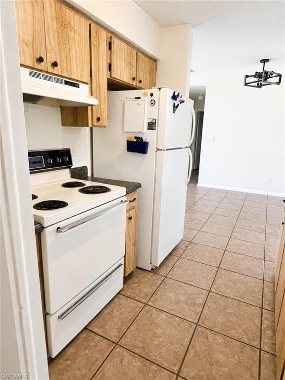 1515 Medford PL-4