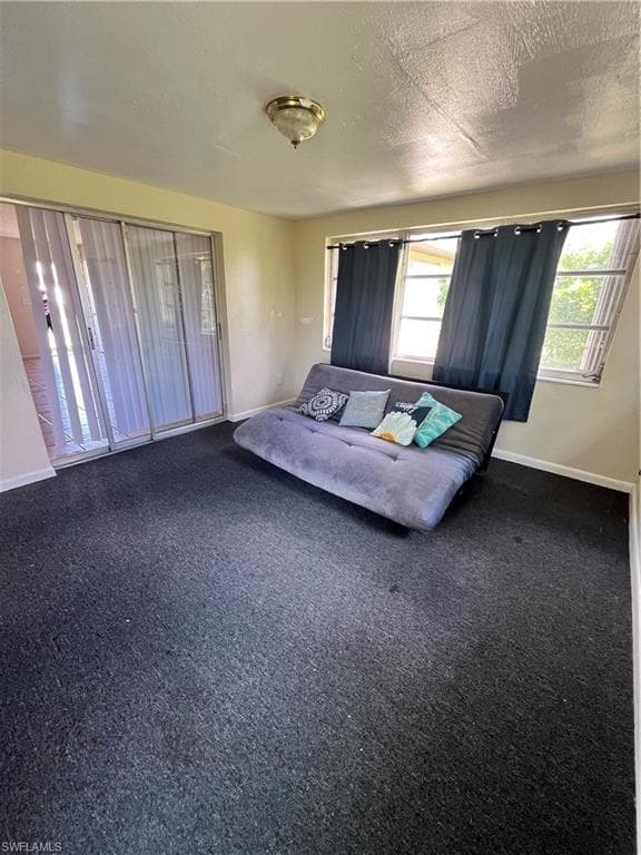 1515 Medford PL-10
