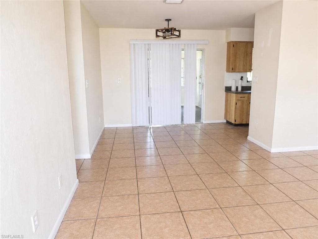 1515 Medford PL-3