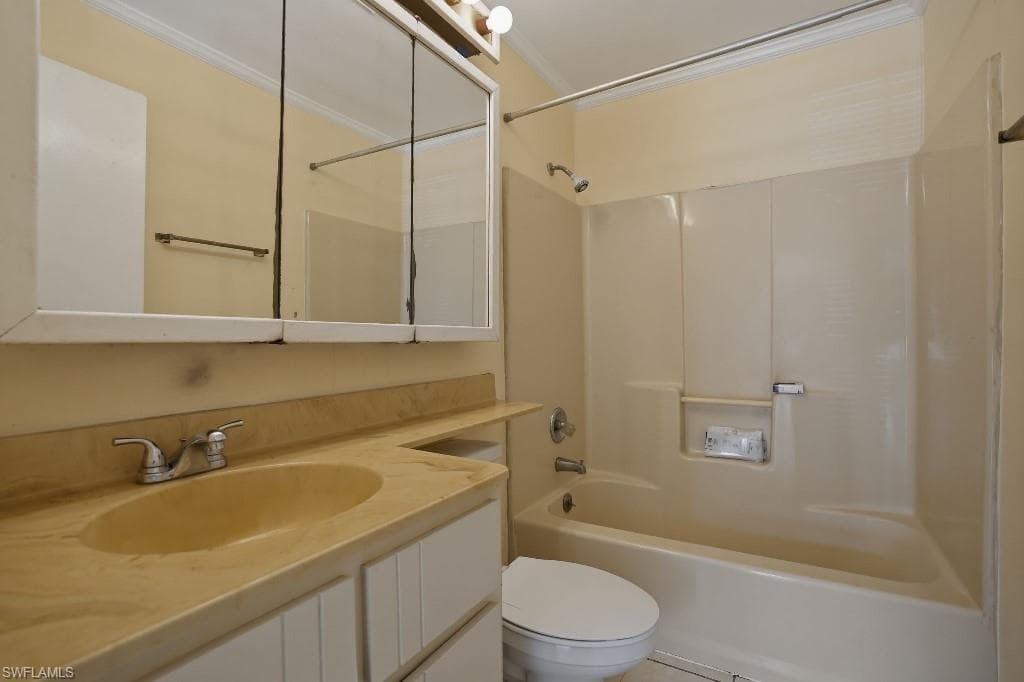 5369 Treetops DR M102-7