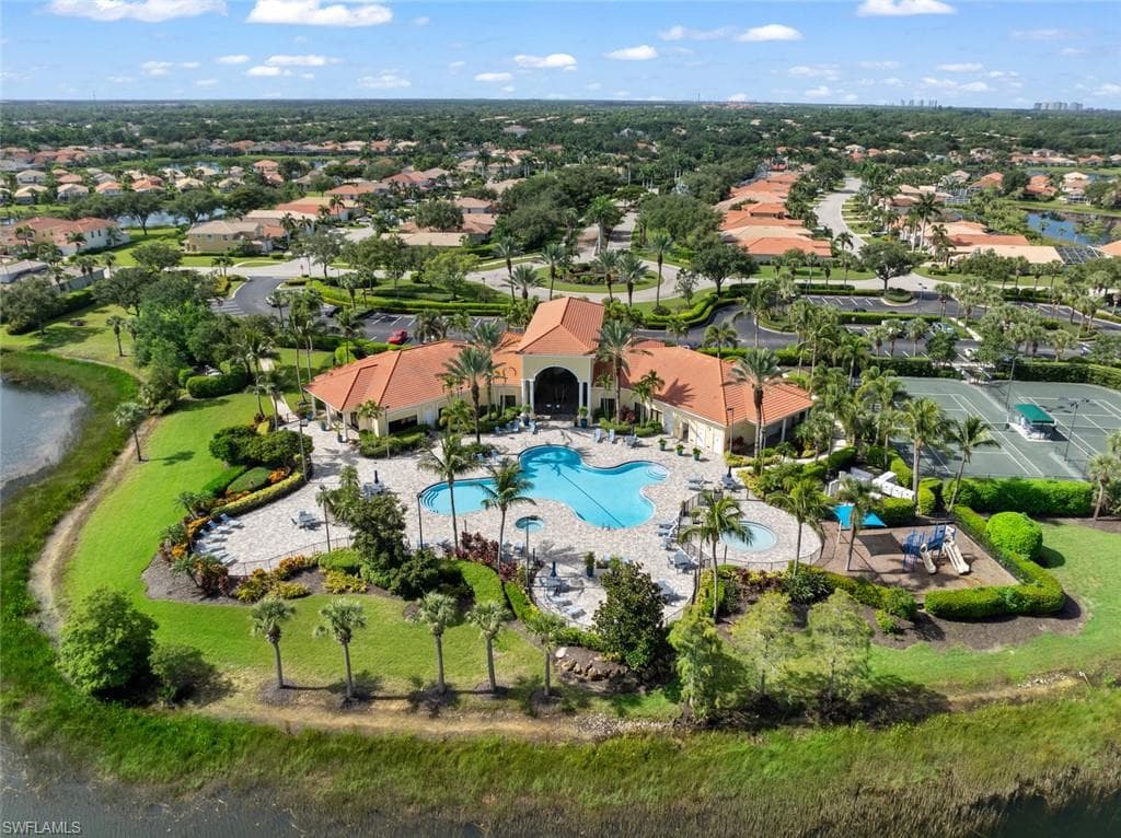 19742 Villa Rosa LOOP-40
