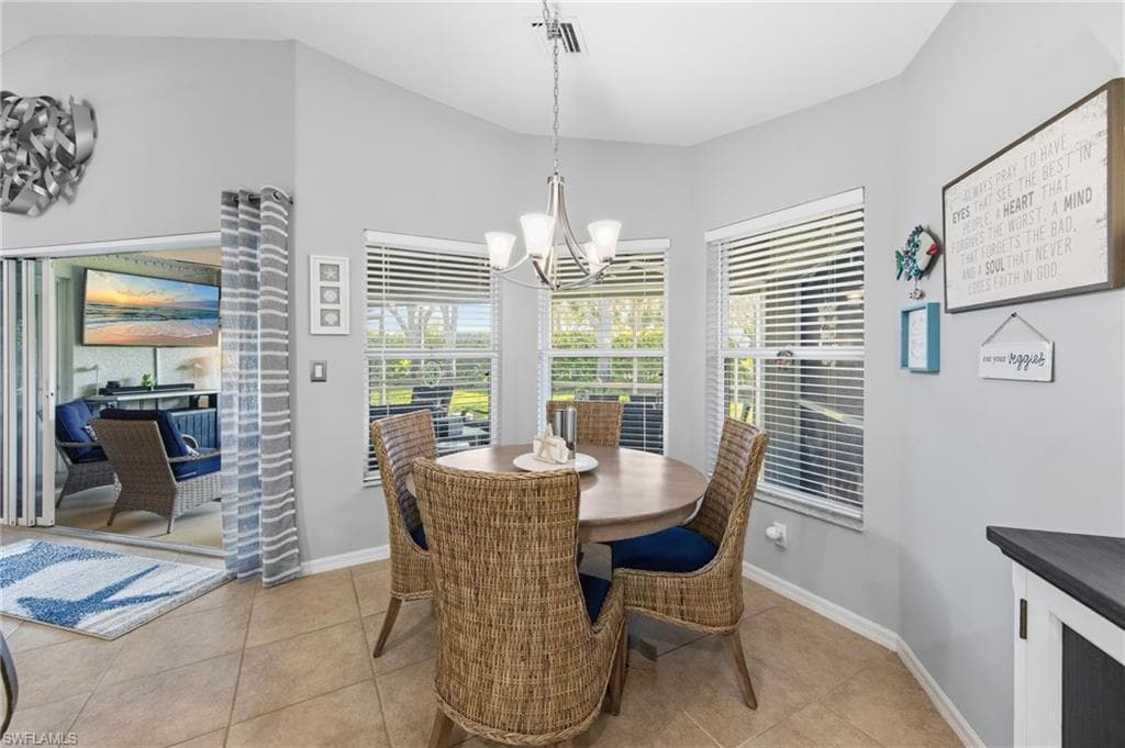 19742 Villa Rosa LOOP-18