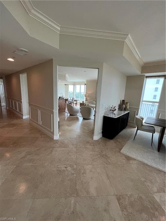 285 Grande WAY 701-4