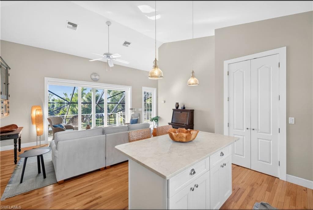 1637 Sabal Sands RD-19