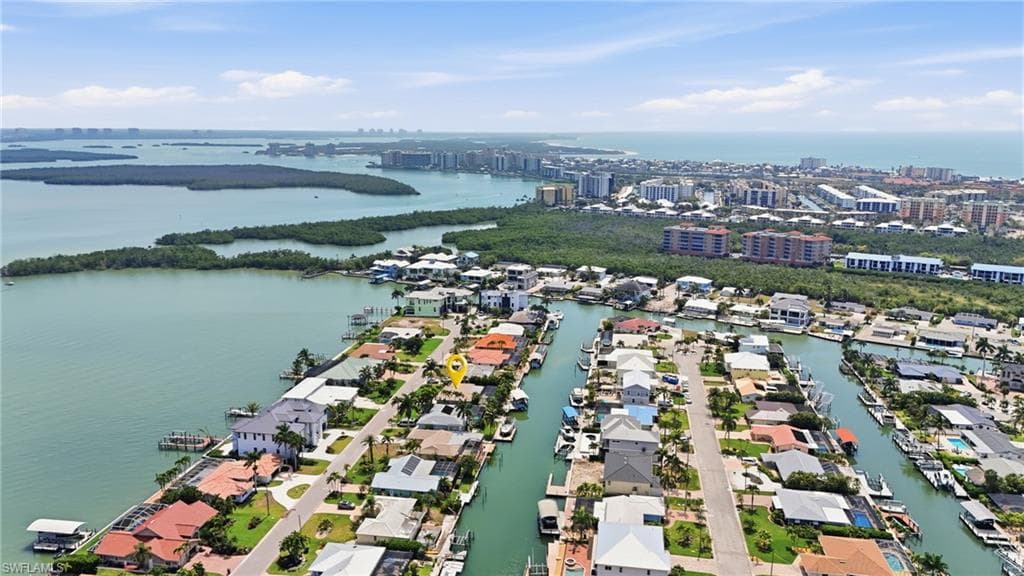 20 Bayview BLVD-32