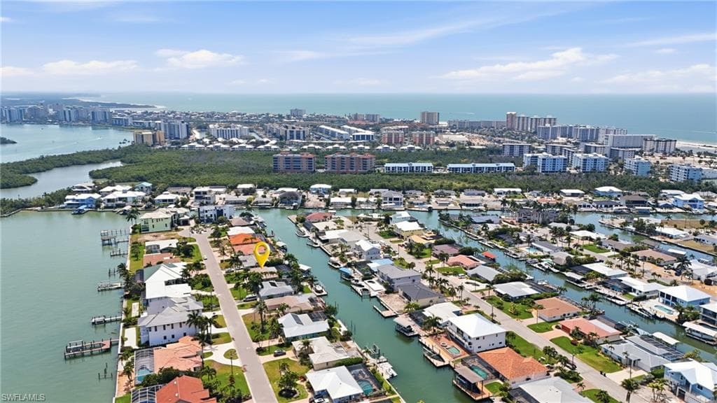 20 Bayview BLVD-36