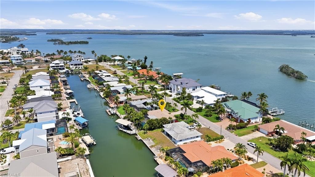 20 Bayview BLVD-38