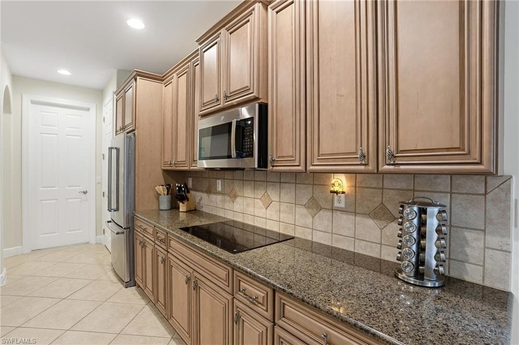 7687 Martino CIR-10
