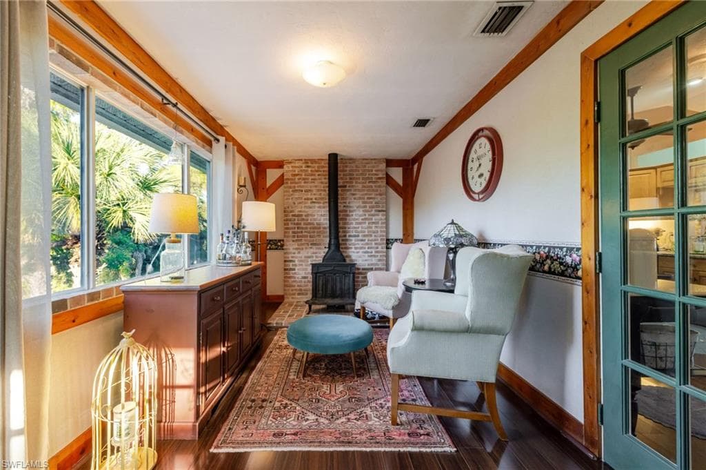 4730 Pembrooke LN-26
