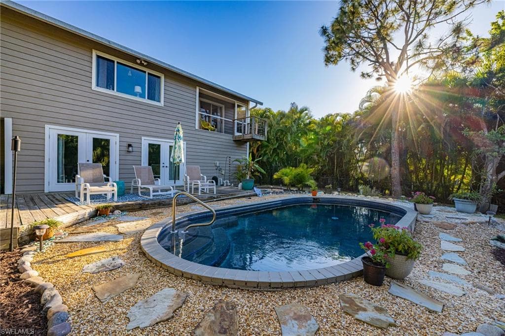 4730 Pembrooke LN-35