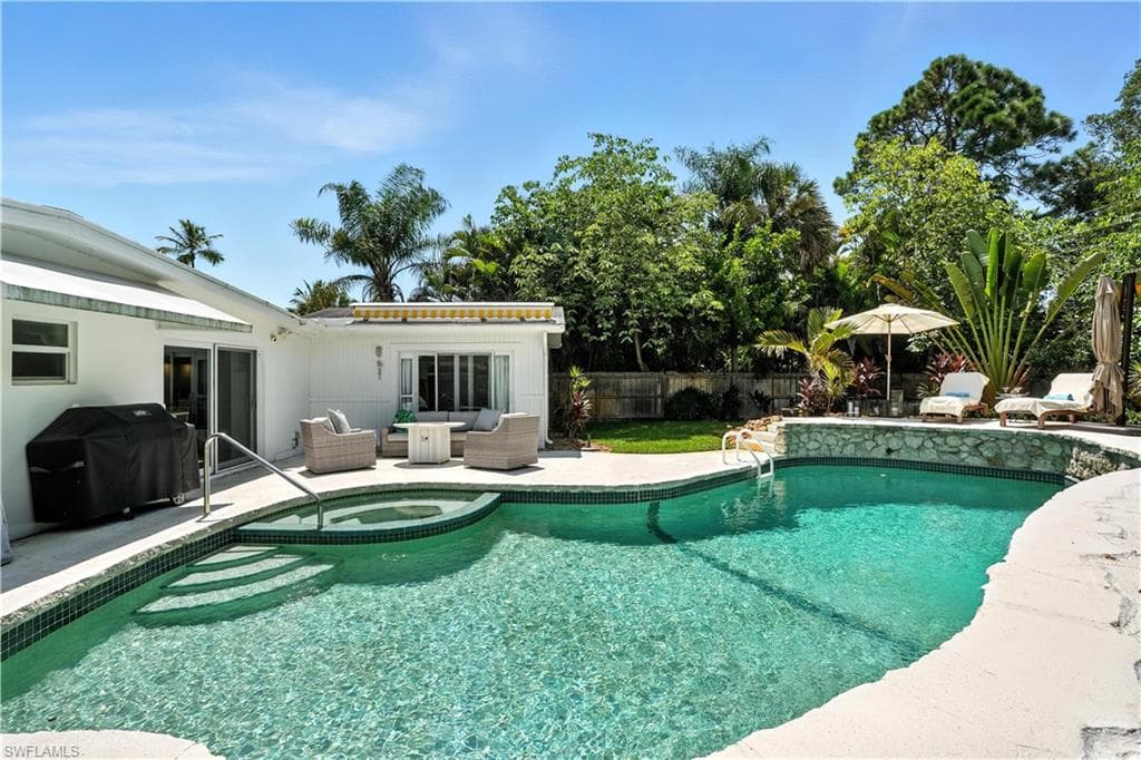 1063 22nd AVE N-26