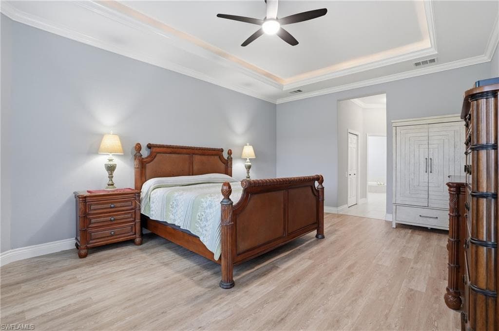 6039 Fairway CT-14