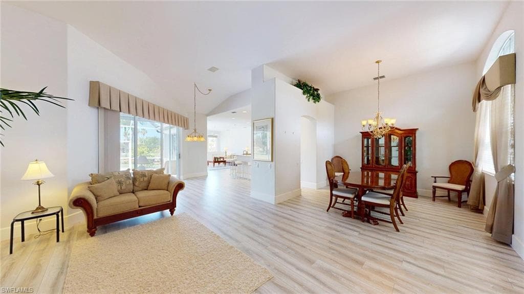 16137 Edgemont DR-11