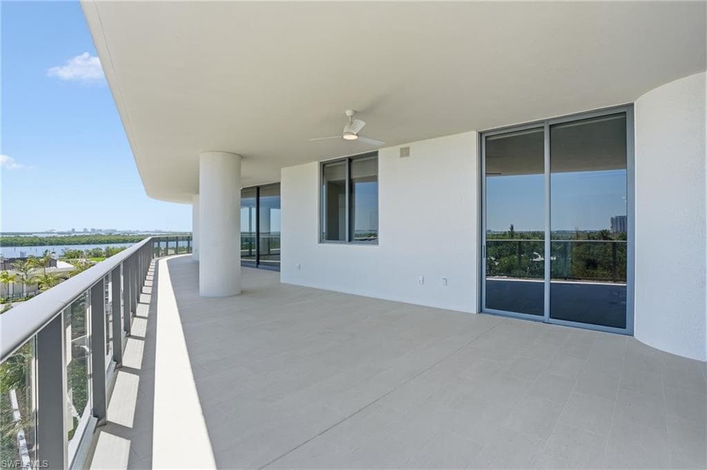 5100 Seagrass BLVD 306-49