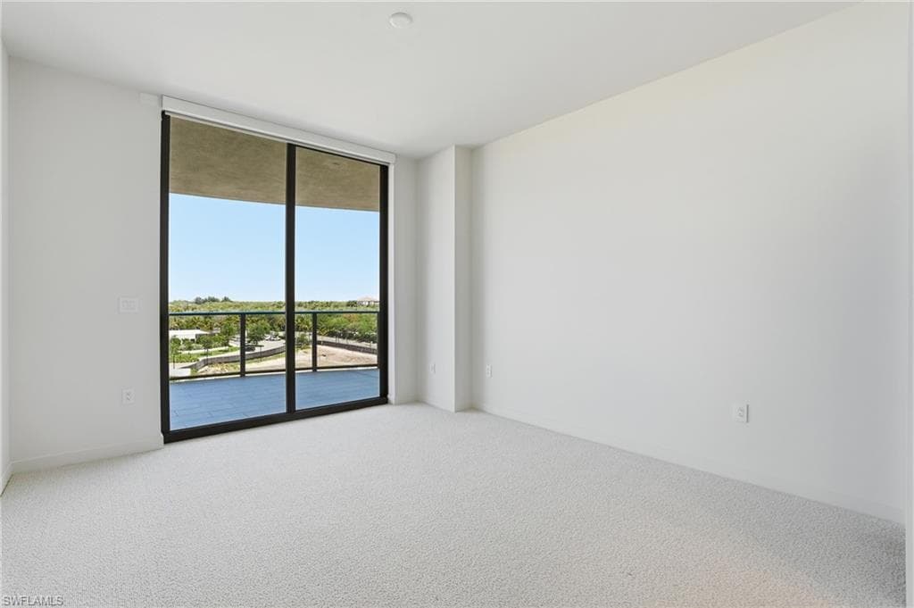5100 Seagrass BLVD 306-34
